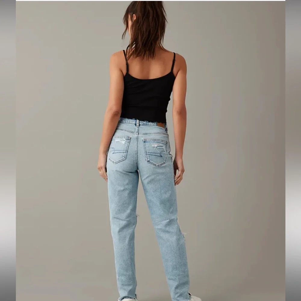 AE Ripped Mom Jean Stretch - Picture 2 of 11